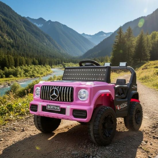 صورة سيارة Mercedes Benz للأطفال مع تفاصيل دقيقة